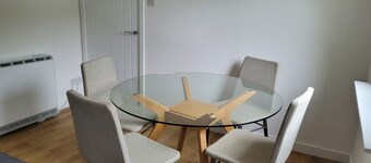 2 bedroom house, minutes from the Isle of Skye.