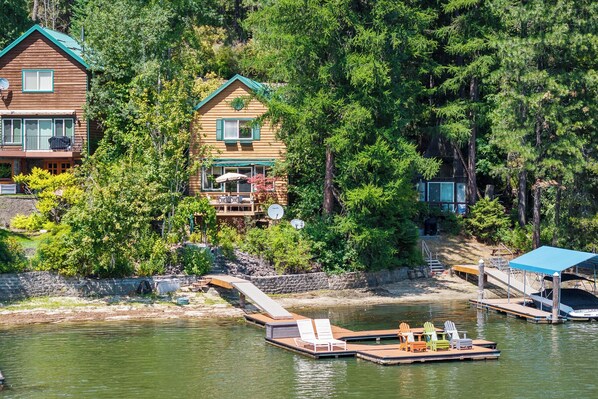 Exterior - Lakeside Stay | Beach Access | Dock | Firepit & Dining (Hayden)