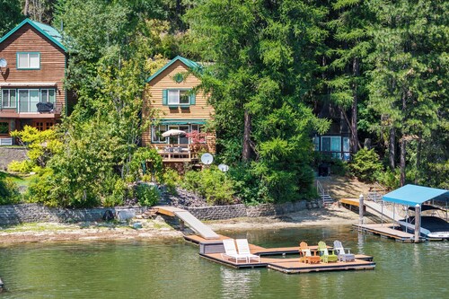 Lakeside Stay | Beach Access | Dock | Firepit & Dining