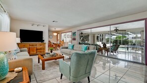 Smart-TV, bordtennis og bøker