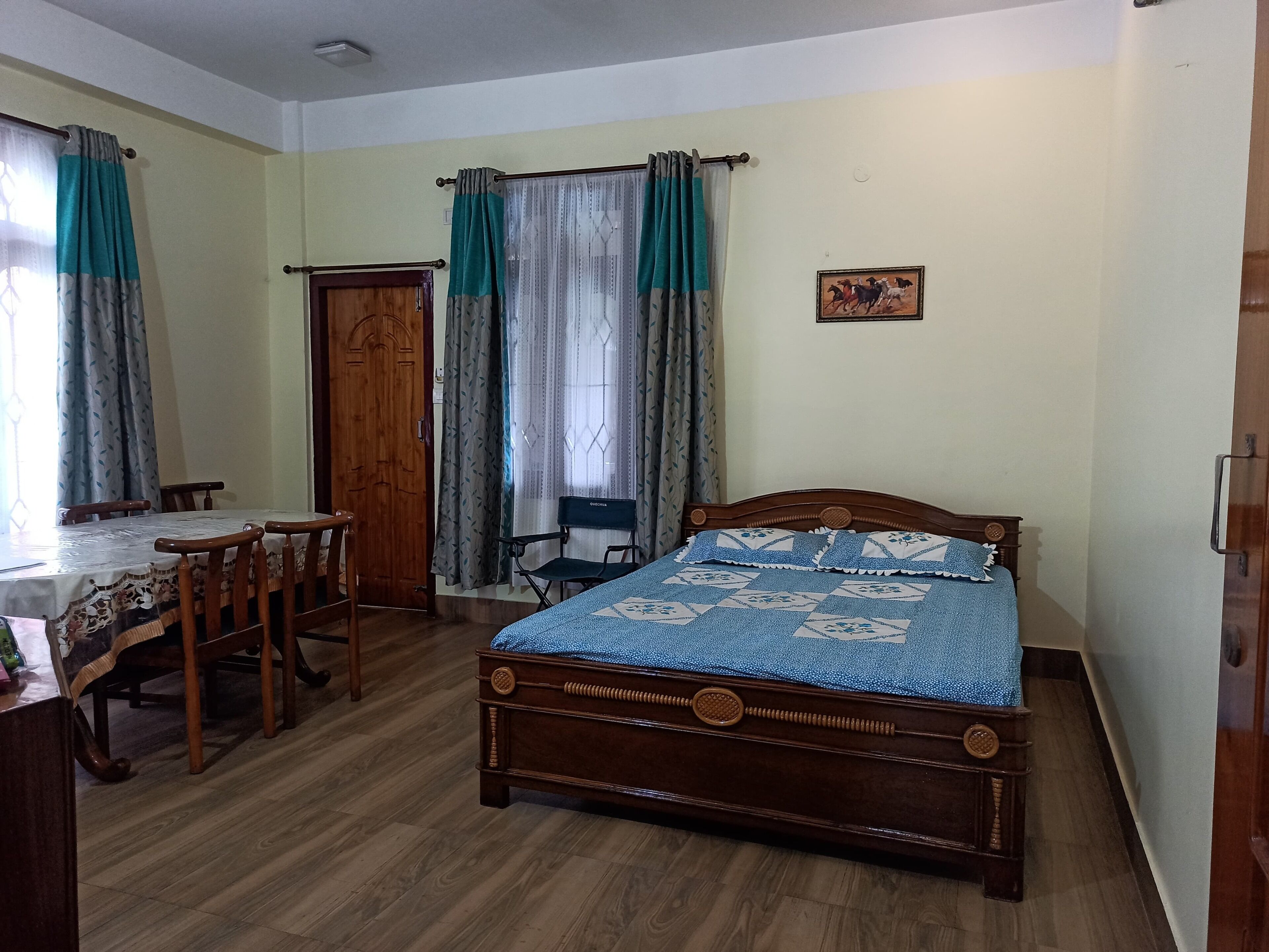 أغطية فر اش متميزة وواي فاي مجانًا وملاءات أسرّة