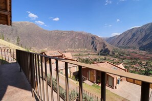 House | 3 bedrooms, Internet - w Splendid 3BR House in Villa Sagrado (Huayllabamba)