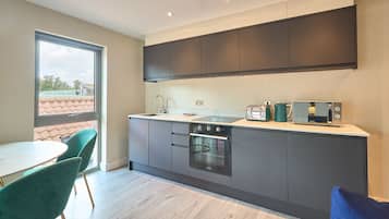 Apartment, barrierefrei | 1 Schlafzimmer, Schreibtisch