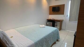 ์คํ ๋ค๋ ์ฑ๊ธ๋ฃธ, ๋๋ธ์นจ๋ 1๊ฐ | ์ฑ
์, ๋
ธํธ๋ถ ์์
๊ณต๊ฐ, ์นจ๋ ์ํธ