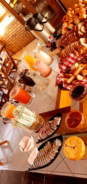 Free daily buffet breakfast 