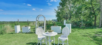 Cabin Near Cokato Lake w/ Outdoor Oasis & Views!