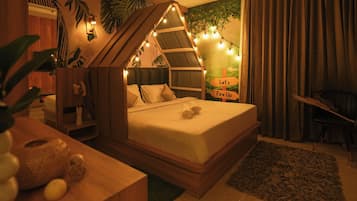 Camp Room | 1 bedroom, premium bedding, blackout curtains, iron/ironing board