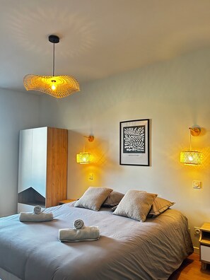 3 dormitorios, tabla de planchar con plancha, wifi y ropa de cama