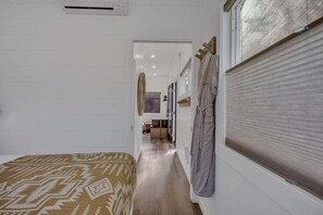1 多间卧室、免费 WiFi、床单