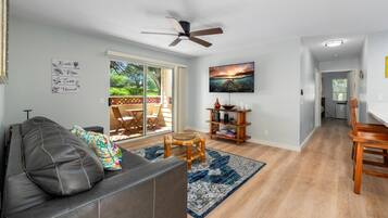 Townhome, 2 Bedrooms | Living area | Smart TV