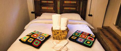 Chambre Supérieure, vue ville | Minibar, rideaux occultants, fer et planche à repasser, Wi-Fi gratuit