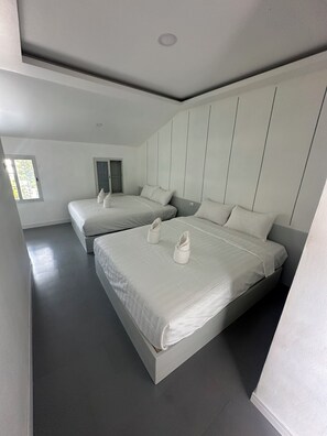 Superior Twin Room, City View | Desk, free WiFi - Downtown Visoun (Luang Prabang)