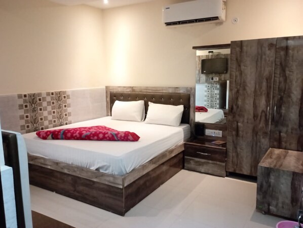 豪華客房, 城市景觀 | 免費無線上網、床單