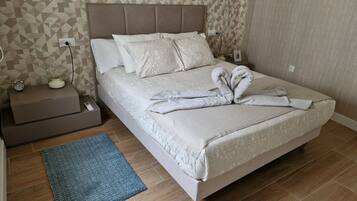 1 chambre, fer et planche à repasser, lit parapluie, Wi-Fi gratuit