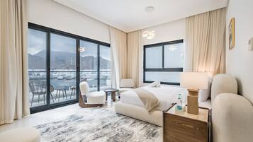 5 dormitorios, caja fuerte, tabla de planchar con plancha y wifi gratis