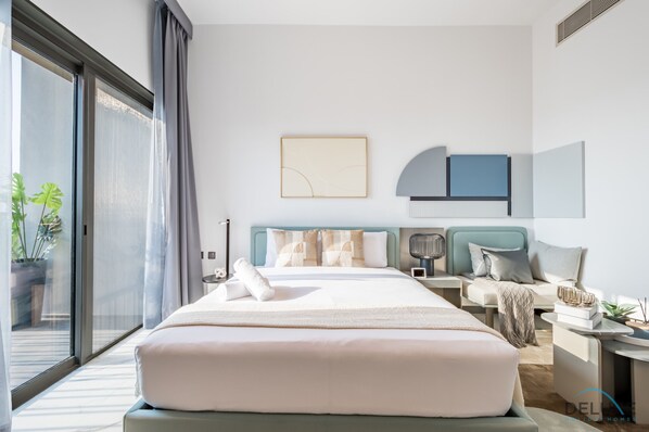 In-room safe, iron/ironing board, free WiFi, bed sheets