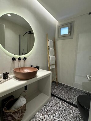 Apartment, Balkon, Meerblick (Nico) | Badezimmer