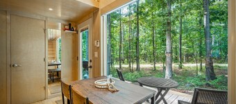 Boho Bungalow-unique & cozy tiny home