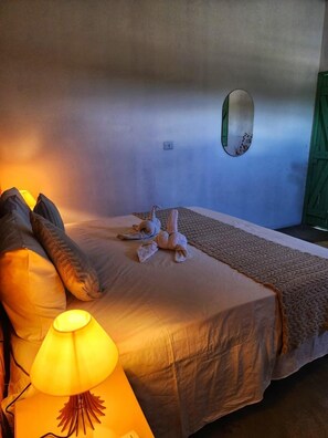 Comfort Suite | 1 bedroom, bed sheets