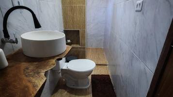 Svit Comfort | Badrum | Dusch och toalettpapper