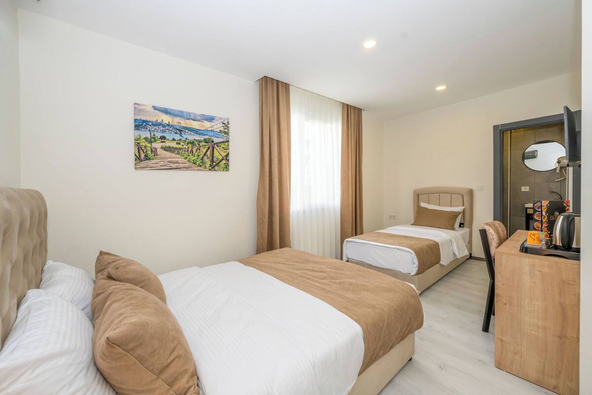 Standard Triple Room | WiFi (free)
