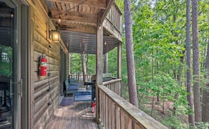 Property grounds - Mountain Harbor Escape - Spa Weekends & Lake Days (Mt Ida)