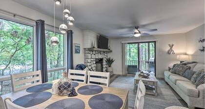 Newly Renovated 2-Bedroom Condo at Beautiful Lake Ouachita-Mountain Harbor