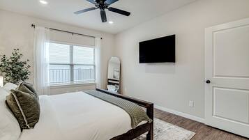 3 quartos, ferros/tábuas de passar roupa, Wi-Fi de cortesia