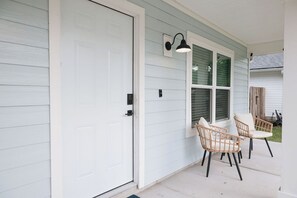 Exterior detail - Charming 3-bdr house with WiFi in St. Augustine, close to vilano beach and shops (St. Augustine)