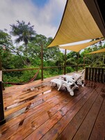 Comfort Studio Suite, Garden View | Premium bedding, in-room safe, laptop workspace, free WiFi