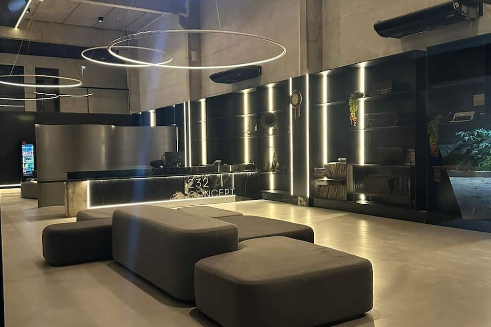 232 Concept Hotel