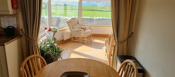 Irish Cozy Cottage Retreat