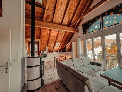 Attic apartment (studio) near the airport