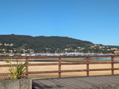 Villa sea Views With Park in Front of the Beach