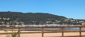 Villa sea Views With Park in Front of the Beach