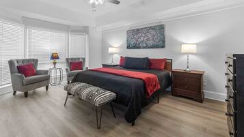4 bedrooms, iron/ironing board, free WiFi, bed sheets