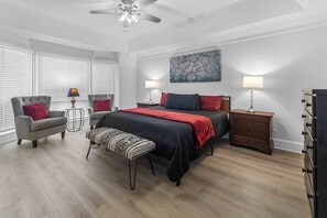 4 Schlafzimmer, Bügeleisen/Bügelbrett, kostenloses WLAN, Bettwäsche