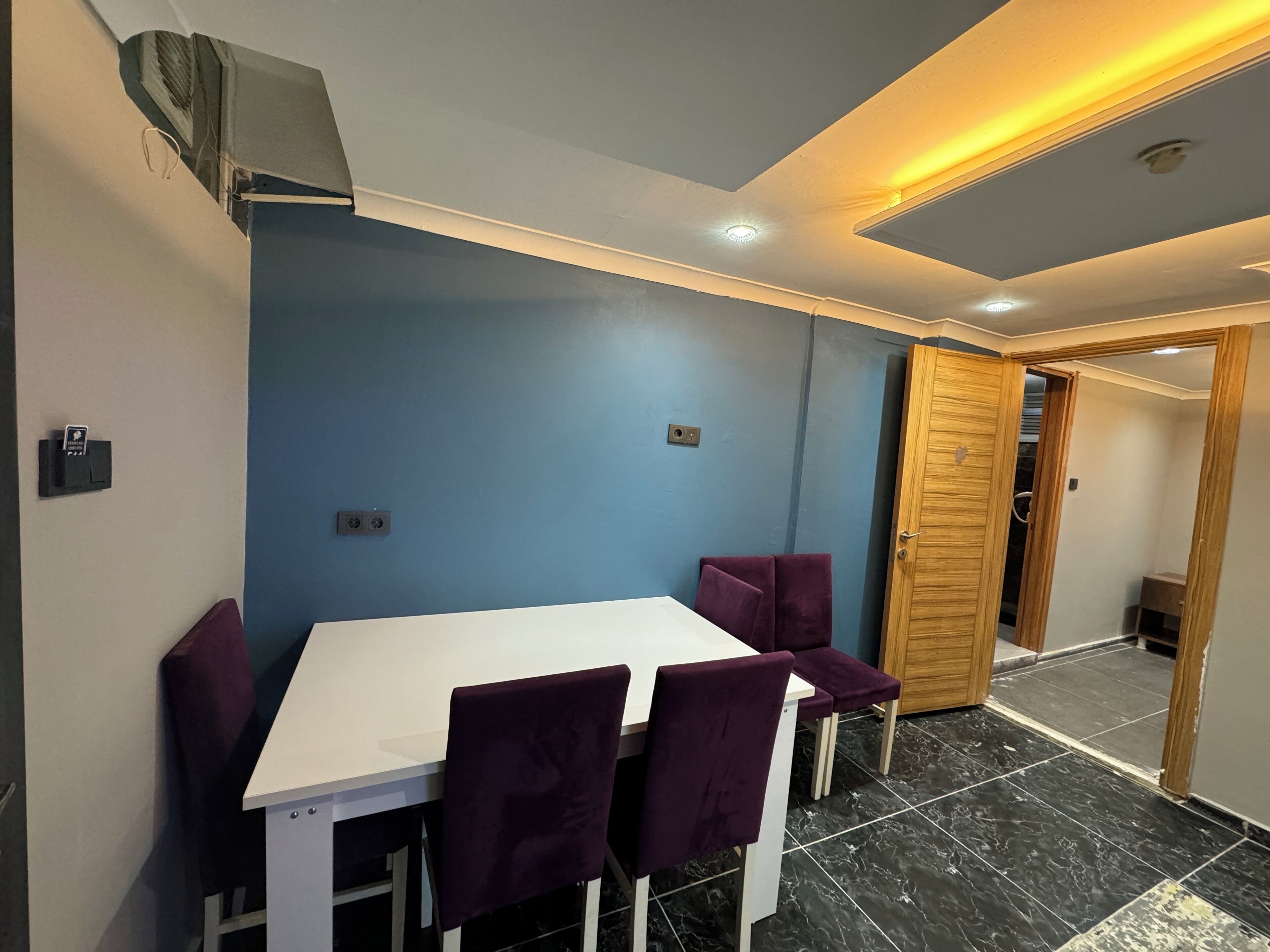 Deluxe Suite | Premium bedding, desk, laptop workspace, soundproofing