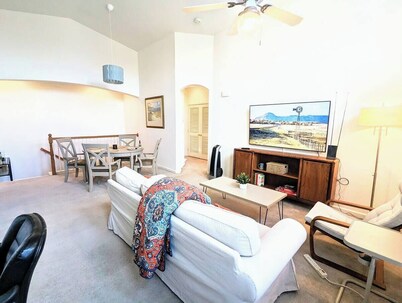 Updated, furnished 2 bd/2bth condo with attached garage in fabulous Elk Grove!