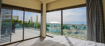 Charming 4-bedroom villa with AC and WiFi in fabulous Taghazout