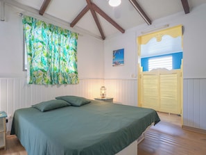 3 chambres, lit de bébé portatif, Wi-Fi, literie fournie