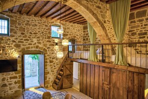 3 camere, ferro/asse da stiro, Wi-Fi gratuito, lenzuola