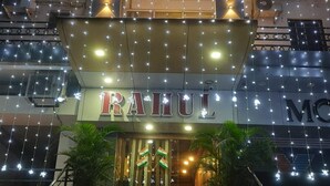 Front of property - SwagStay Hotel Rahul Palace Nagpur (Nagpur)