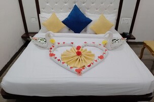 Espacio para trabajar con laptop y wifi gratis 