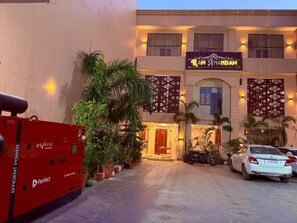 Front of property - Hotel Ram Anandam Inn (Faizabad)