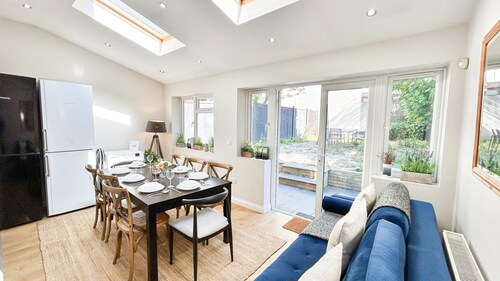 4BDR Kilburn Flat near Hampstead Heath, Abbey Road