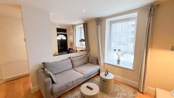 Älytelevisio, kirjoja