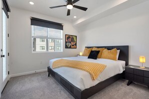 4 chambres, bureau, accès au Wi-Fi (inclus), literie fournie