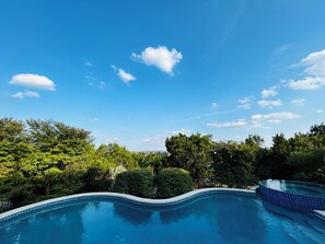 Pool - Spacious 5-bedroom house with Gorgeous Views, Luxury and Privacy! (Leander)