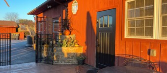 Re-set at this Farmette in the heart of southern Chester county!